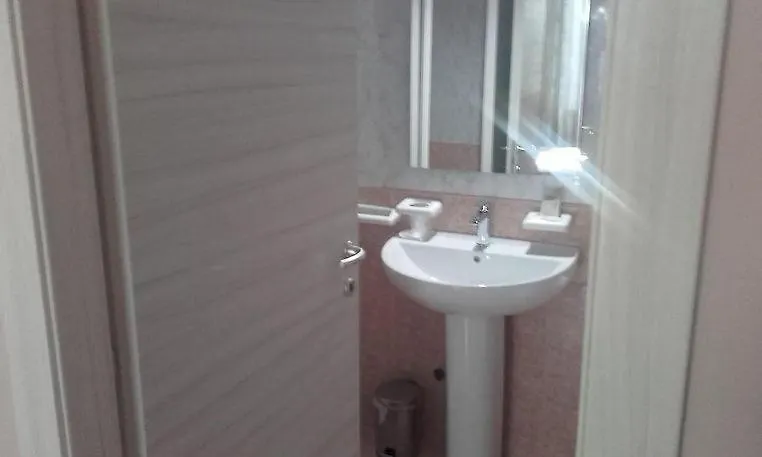 Appartamento Hotel Elena 1 Self Check-In Parma Italia