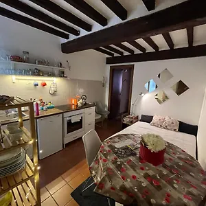 Little Nest In Oltretorrente Parma